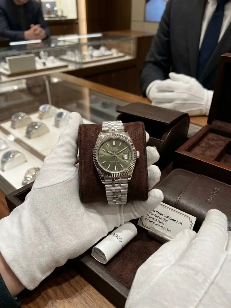 Seiko Mod Date Just Olive Green