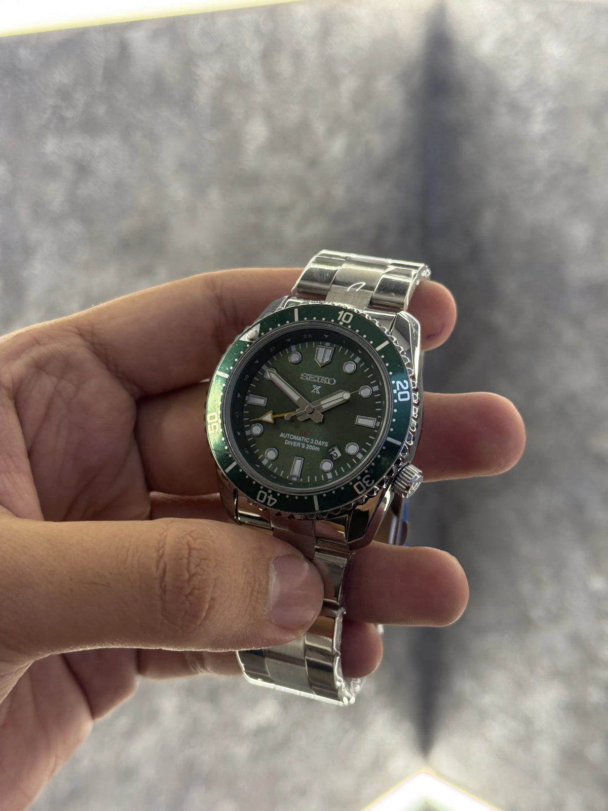 Seiko Prospex GMT Divers Dark Green 076