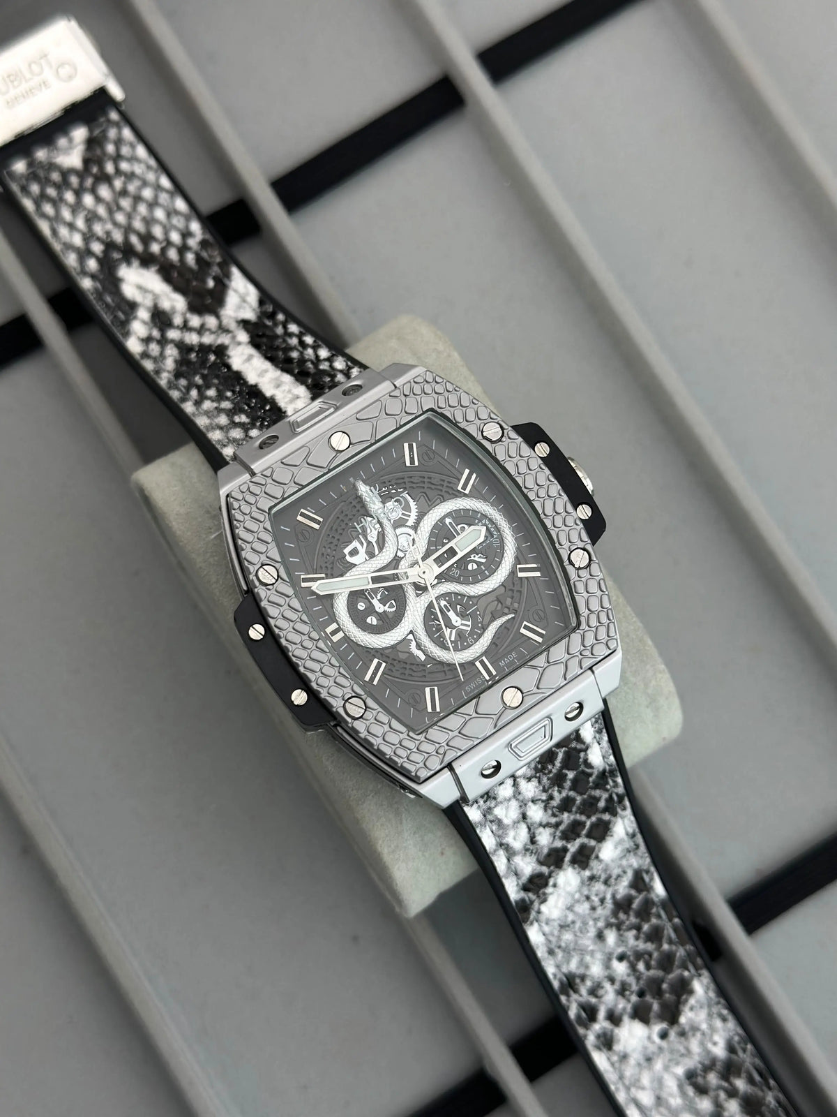 HUBLOT BIG BANG COBRA